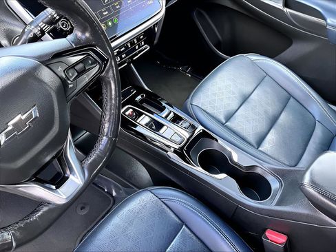 Certified 2022 Chevrolet Bolt EUV LT w/ Convenience Package image 19