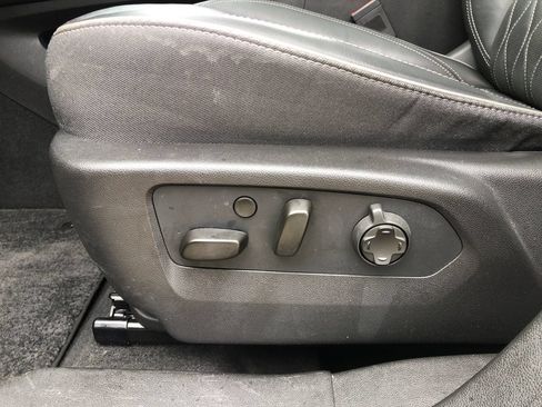 Used 2021 Buick Envision Avenir w/ Technology Package II AWD/4WD image 19