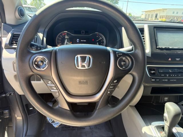 Used 2017 Honda Ridgeline RTS image 9