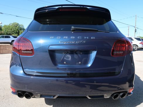 Used 2014 Porsche Cayenne GTS AWD/4WD image 10