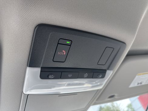 Used 2023 Nissan Rogue SV image 20