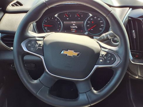 Used 2023 Chevrolet Traverse LT FWD image 21