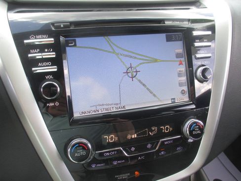 Used 2016 Nissan Murano S w/ Navigation Package AWD/4WD image 20