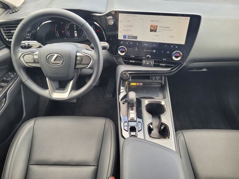 Used 2025 Lexus NX 350h AWD w/ Premium Package image 16