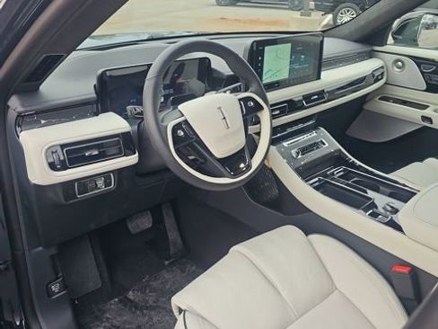 New 2026 Lincoln Aviator Black Label w/ Dynamic Handling Package image 5
