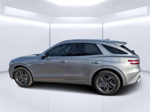 Used 2023 Genesis GV70 2.5T w/ Advanced Package image 6