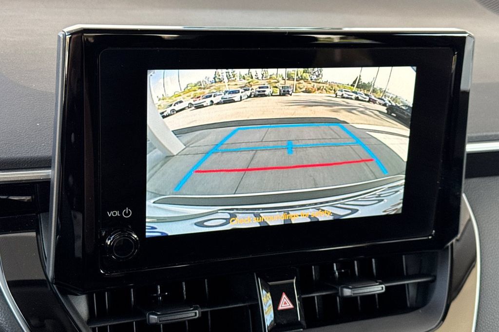 Used 2026 Toyota Corolla LE FWD image 21