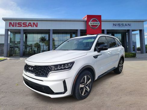 Used 2023 Kia Sorento S FWD image 10