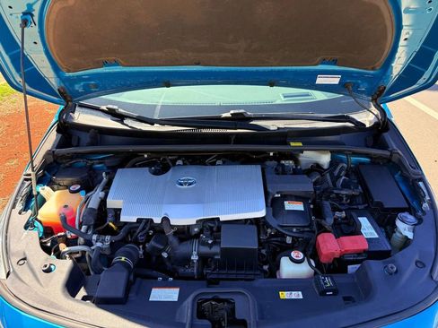 Used 2017 Toyota Prius Prime Premium image 20