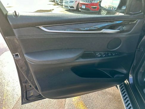 Used 2017 BMW X5 xDrive35i w/ Premium Package image 29