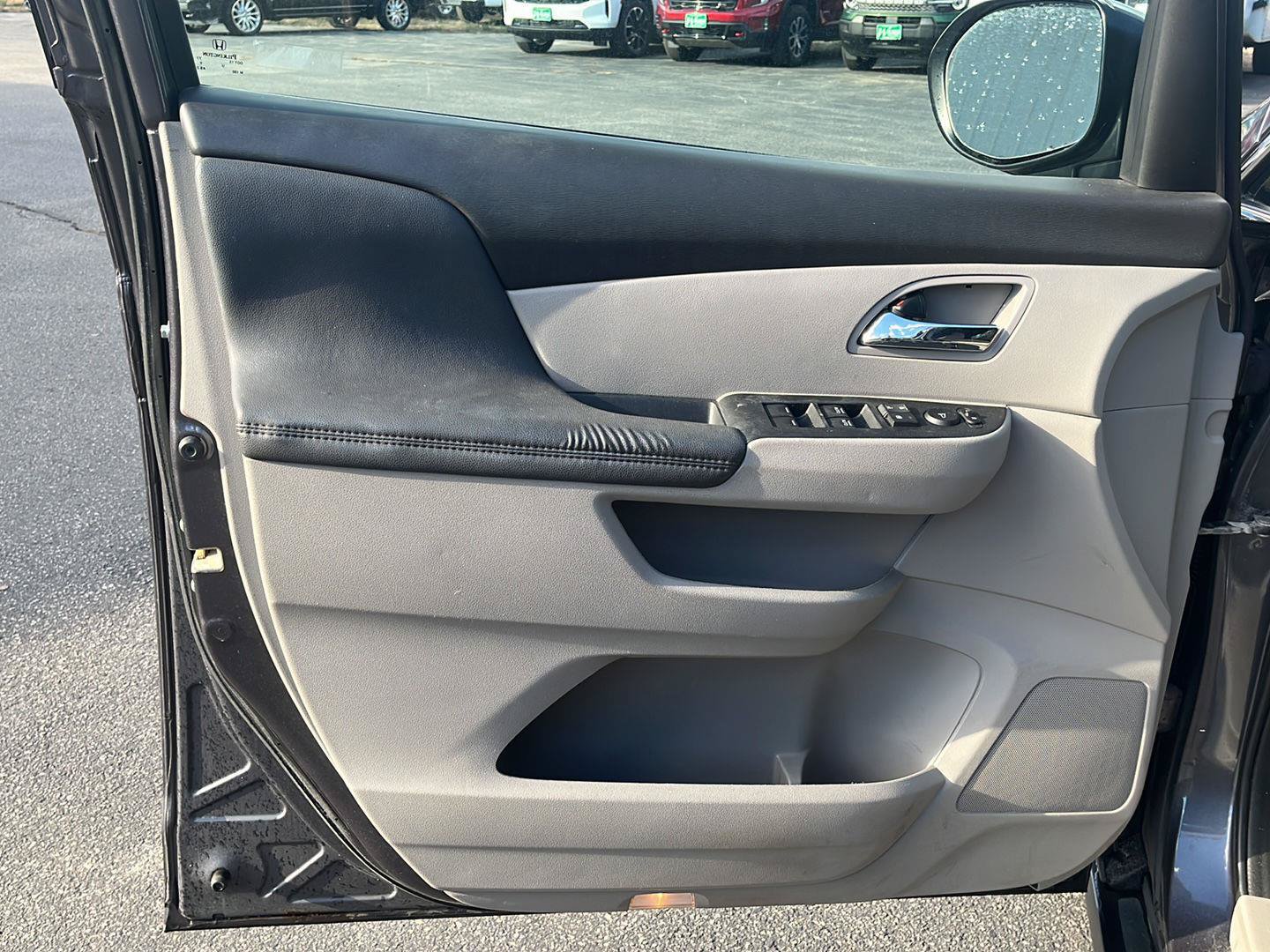 Used 2016 Honda Odyssey SE image 31
