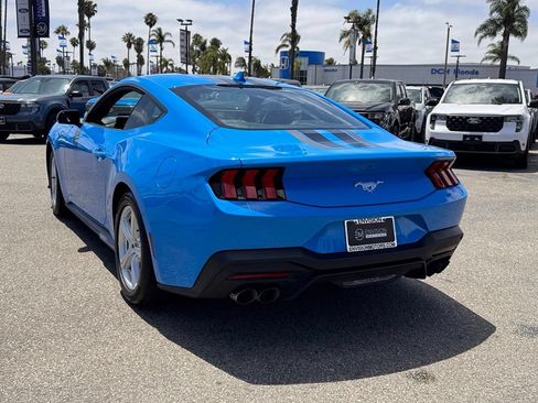 Used 2026 Ford Mustang Premium RWD image 10