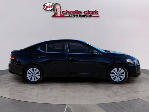 Certified 2025 Nissan Sentra S FWD image 6