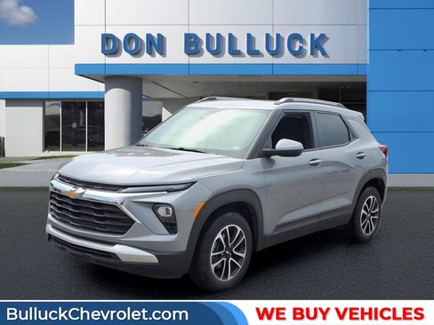 Used 2025 Chevrolet TrailBlazer LT AWD/4WD image 1