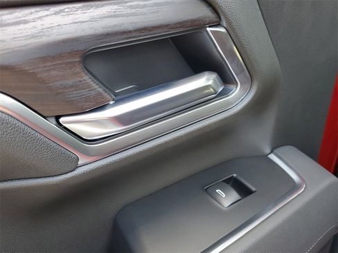 New 2025 GMC Sierra 2500 SLT w/ SLT Premium Package image 22