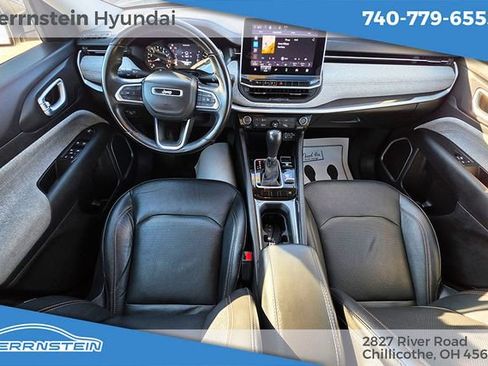 Used 2022 Jeep Compass Latitude image 12