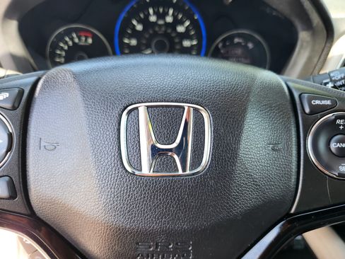 Used 2016 Honda HR-V EX image 8