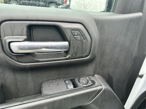 Used 2025 Chevrolet Silverado 1500 W/T image 13