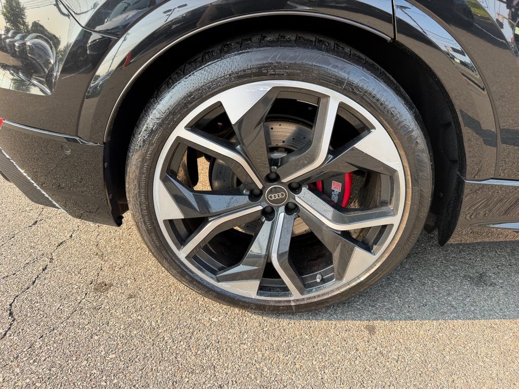 Used 2022 Audi RS Q8 AWD/4WD image 13
