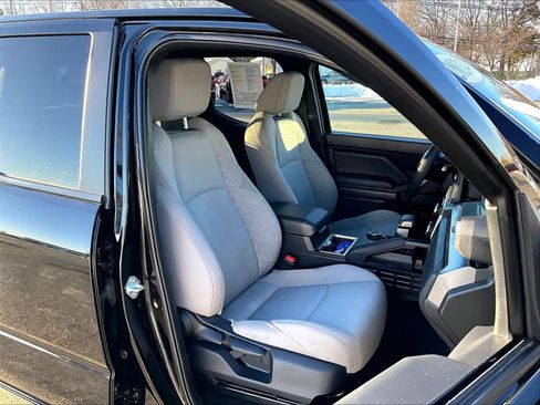 Used 2024 Toyota Tacoma SR5 image 11