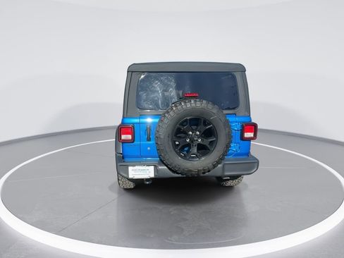Used 2022 Jeep Wrangler Unlimited Sport image 7