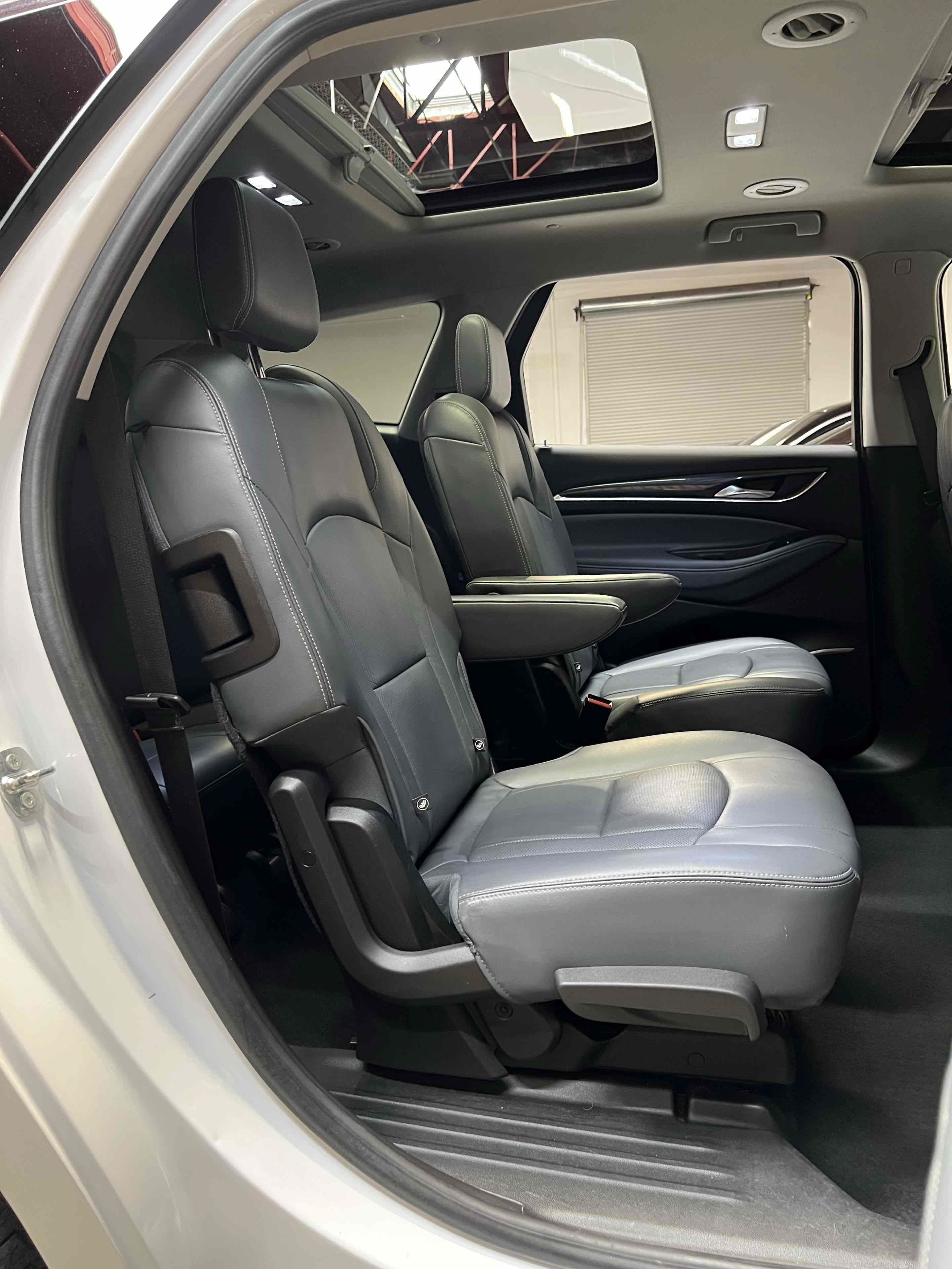 Used 2018 Buick Enclave Premium w/ Experience Buick Package AWD/4WD image 30
