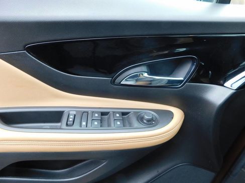 Used 2017 Buick Encore Essence FWD image 17