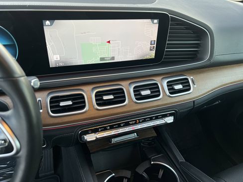 Used 2022 Mercedes-Benz GLS 450 4MATIC image 21