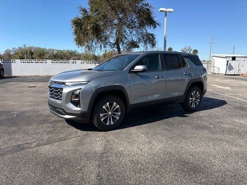 New 2026 Chevrolet Equinox LT w/ Safety and Technology Package FWD image 2