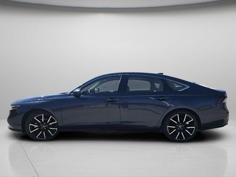 Certified 2023 Honda Accord Touring image 23