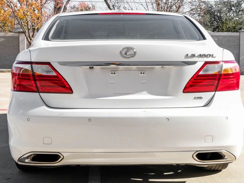 Used 2012 Lexus LS 460 L image 9