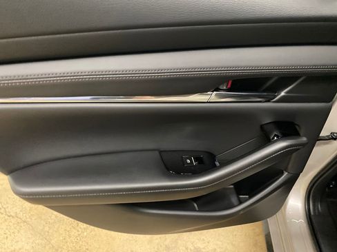 New 2026 MAZDA MAZDA3 2.5 S Hatchback w/ Premium Pkg FWD image 13