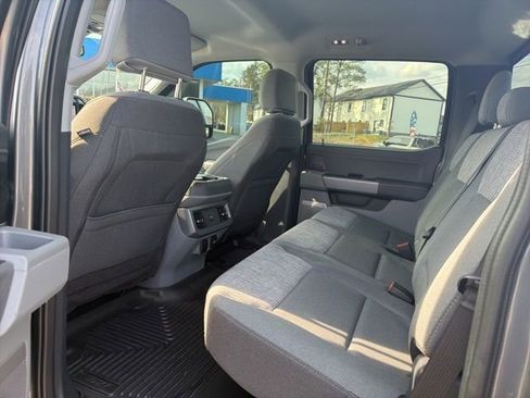 Used 2024 Ford F250 XLT w/ XLT Premium Package image 21