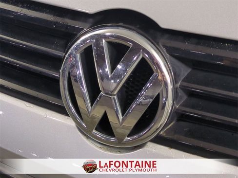 Used 2014 Volkswagen Jetta SE image 25