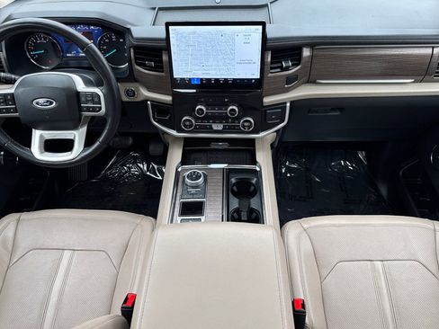 Used 2023 Ford Expedition Limited RWD image 13