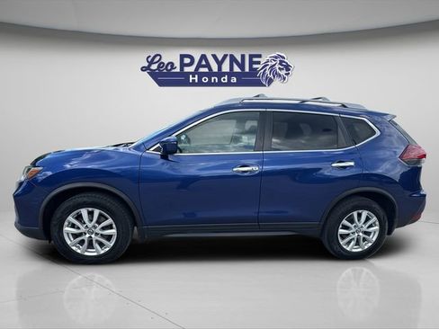 Used 2019 Nissan Rogue SV AWD/4WD image 4