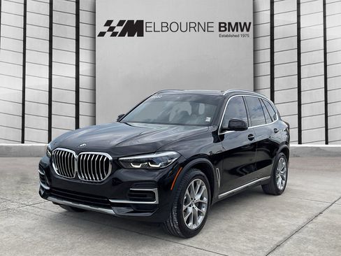 Certified 2022 BMW X5 sDrive40i w/ Premium Package RWD image 3