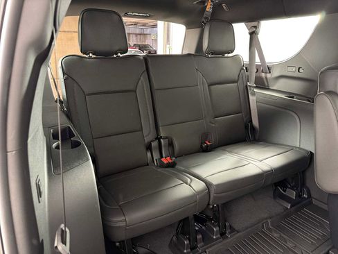 New 2026 GMC Yukon XL Denali AWD/4WD image 13