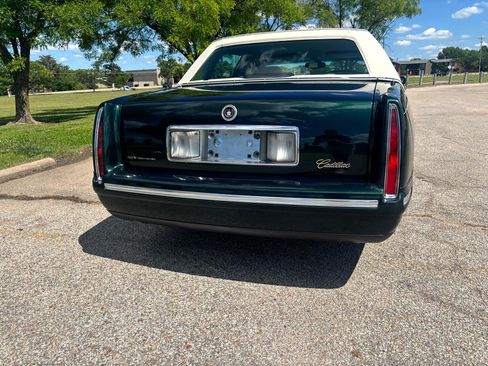 Used 1999 Cadillac De Ville Sedan w/ Comfort/Convenience Pkg image 23