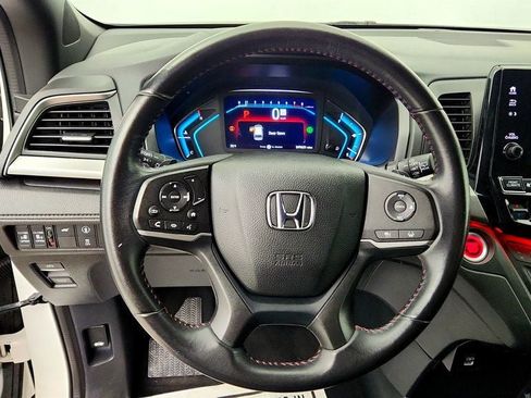 Used 2023 Honda Odyssey Sport image 12