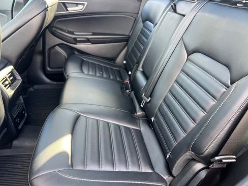Certified 2022 Ford Edge SEL w/ Convenience Package image 19