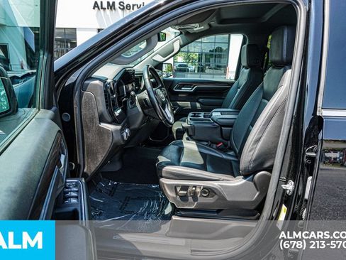 Used 2025 GMC Sierra 1500 SLT AWD/4WD image 18