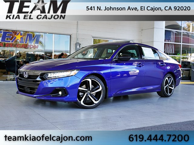 Used 2022 Honda Accord Sport image 2