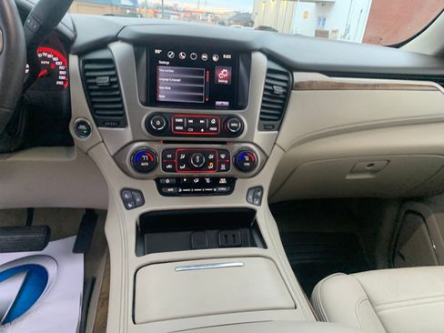Used 2016 GMC Yukon XL Denali w/ Open Road Package image 23