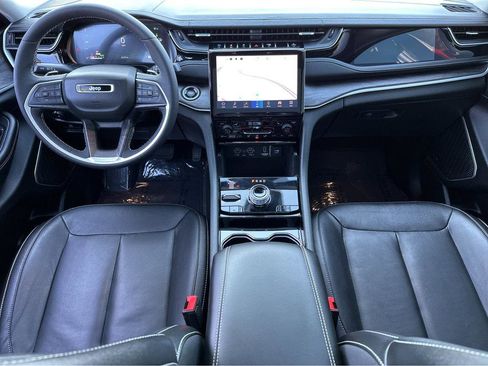 Used 2022 Jeep Grand Cherokee Limited 4xe image 4