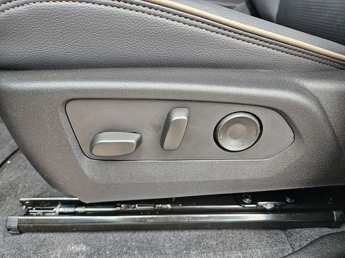 New 2026 GMC Canyon Denali image 24