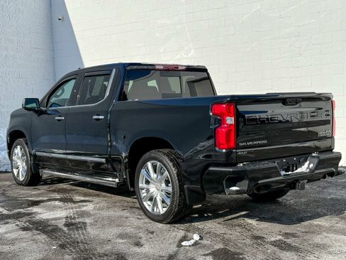 Used 2025 Chevrolet Silverado 1500 High Country image 5