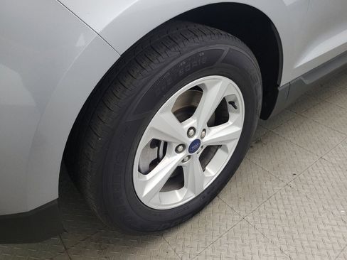 Used 2021 Ford Edge SE FWD image 31