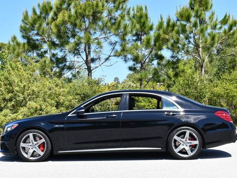 Used 2015 Mercedes-Benz S 63 AMG 4MATIC Sedan image 27