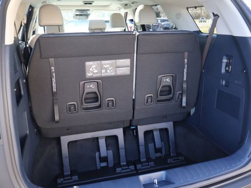 New 2026 Kia Carnival SX FWD image 9